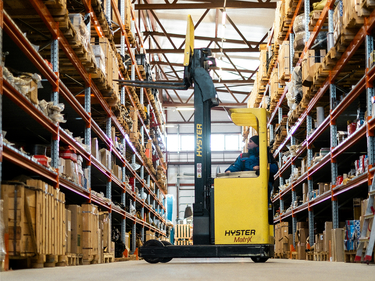 Connecting Decision Makers to data through Agentic AI for a National Distributor