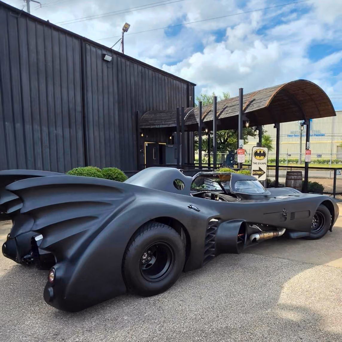 Replica of the 1989 Batmobile on display at a car show