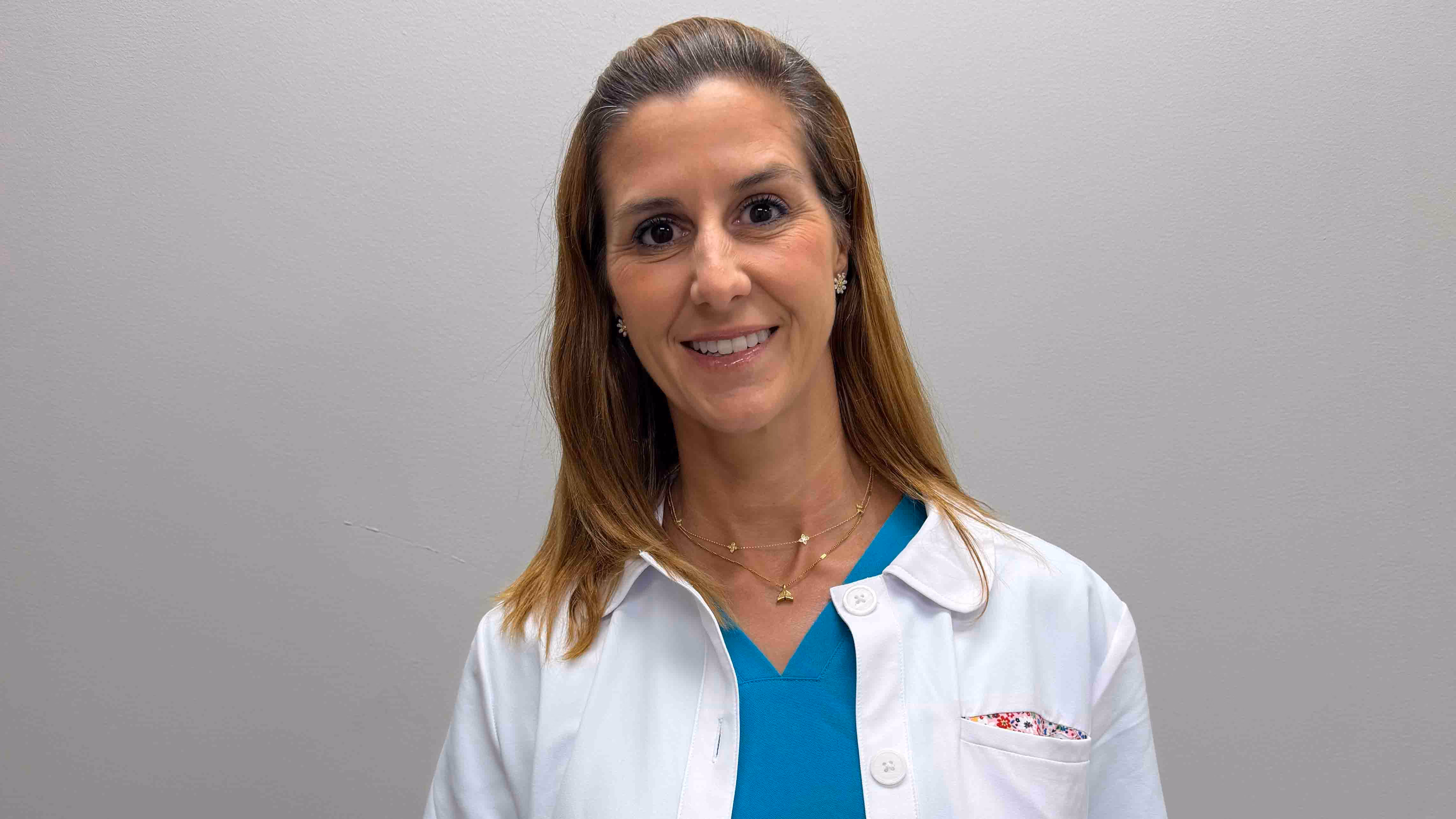 Dr. Leisa Deutsch, Medical Director of the Moody Gardens Ocean Health and Dive Medicine Program