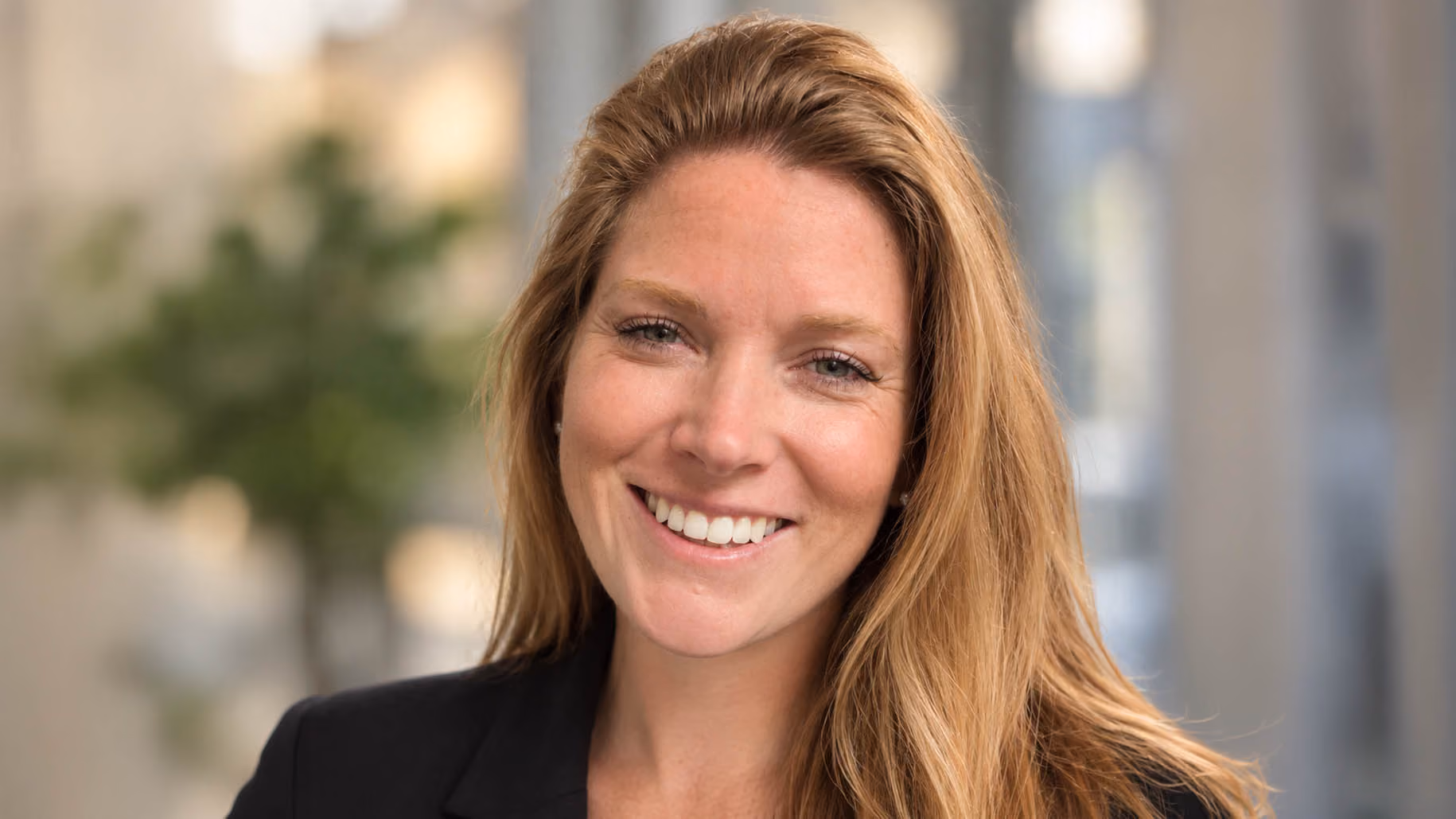 Dr. Kristi Ray, Deputy Medical Director of the Moody Gardens Diver and Undersea Medicine Program