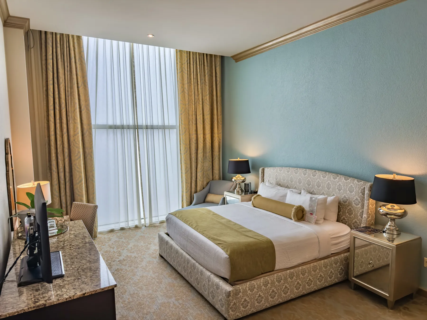 Presidential Suite at Moody Gardens Hotel, photo 2