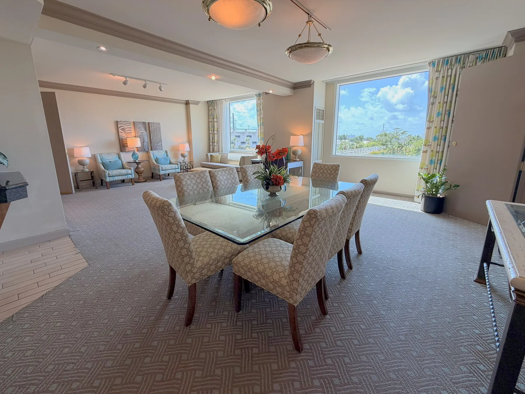 Garden Suite at Moody Gardens Hotel, photo 3