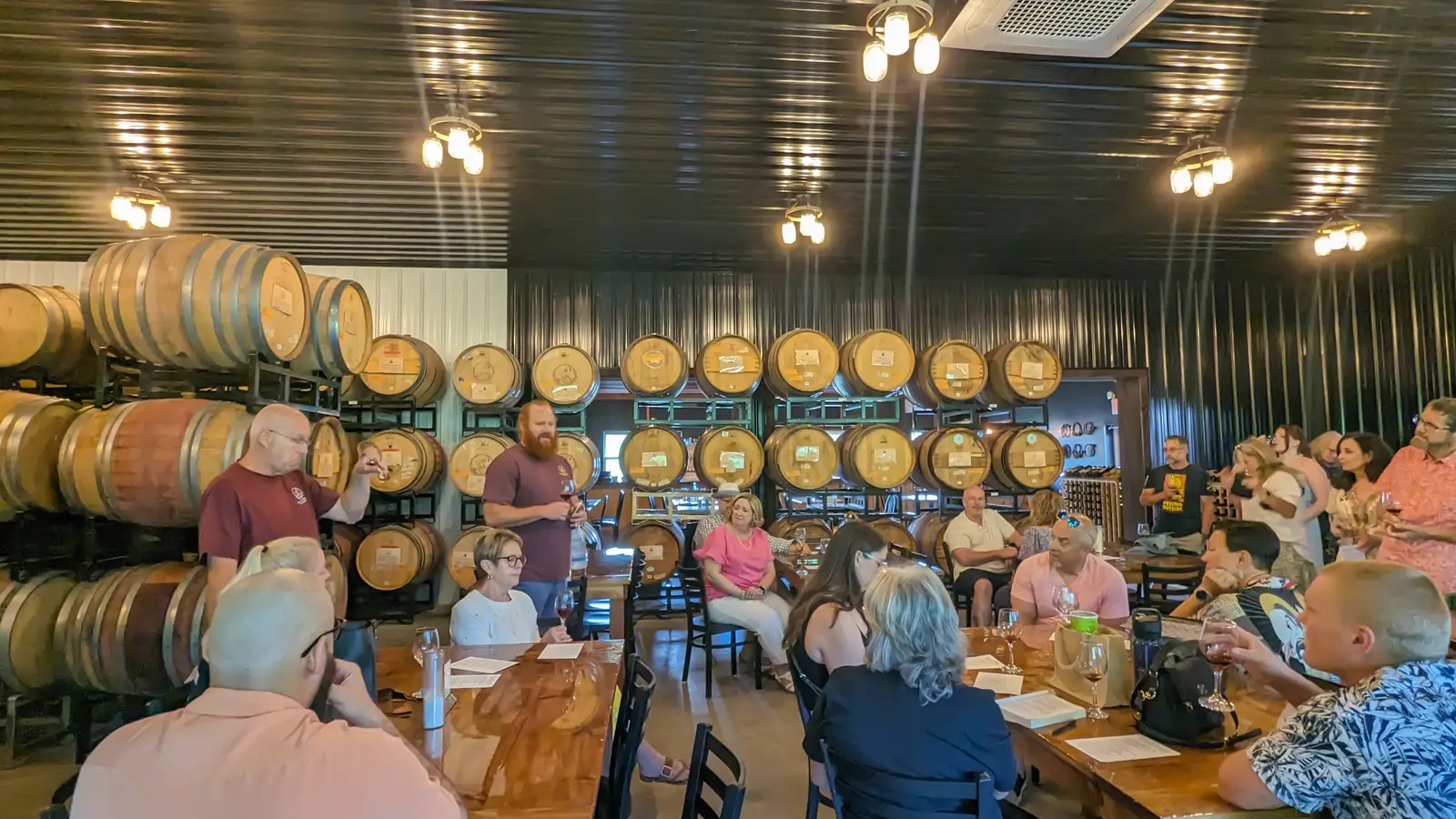 Pinot vs Cabernet: Understanding the Differences in Flavor, Pairing, and Style
