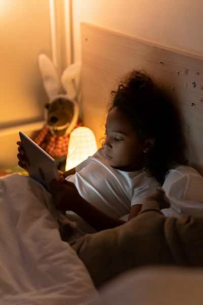Children's sleep: no screens in the evening, before bedtime