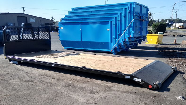 Western Cascade Container black Flatbed for large Hooklift shown with optional features