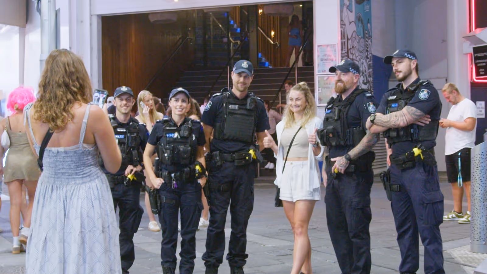 Schoolies with police Surfers Paradise