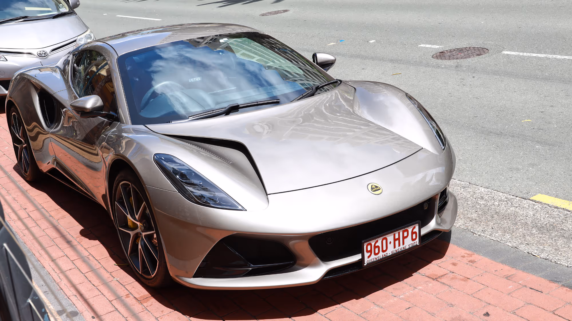 Exotic car spotting Surfers Paradise Esplanade