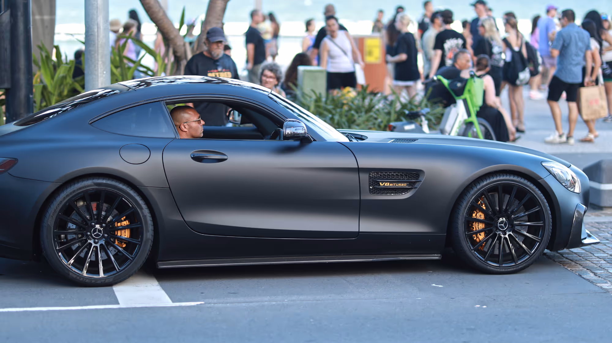 Exotic car spotting Surfers Paradise Esplanade