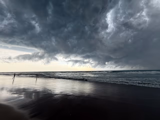 Storms over surfers paradise