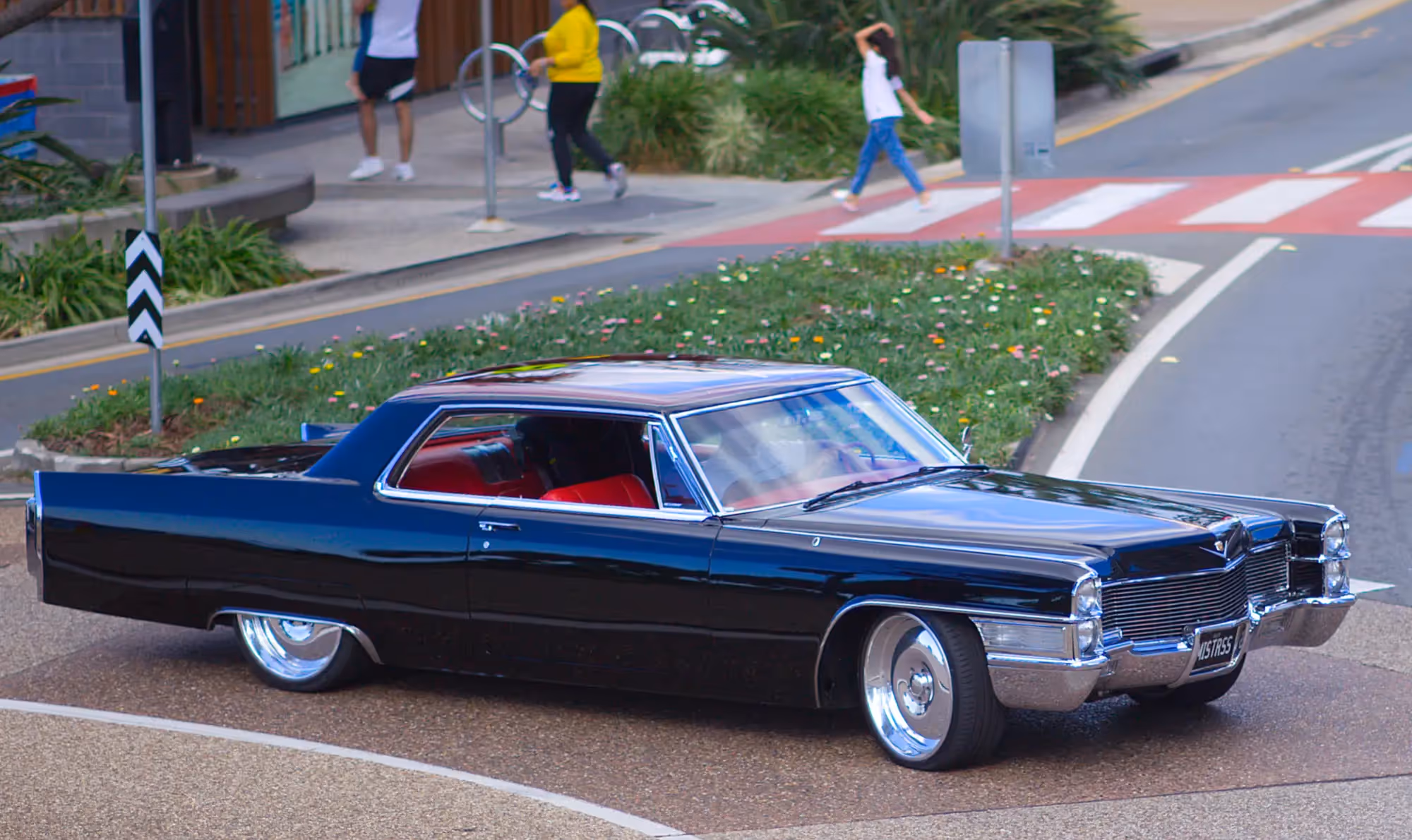 Lincoln low rider Exotic supercars vintaage classics Collectors Coffee