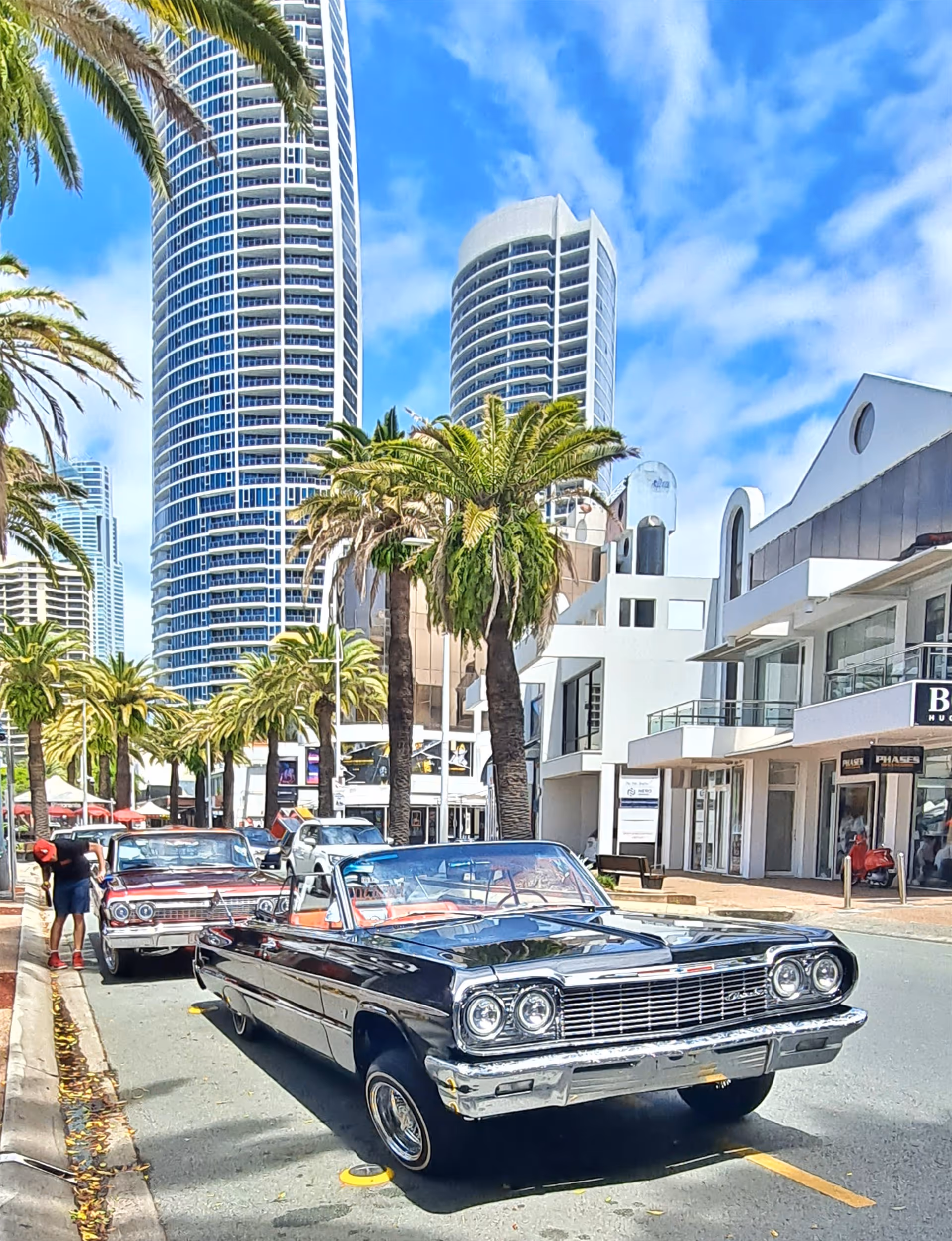 Low rider impala coup Surfers Paradise esplanade