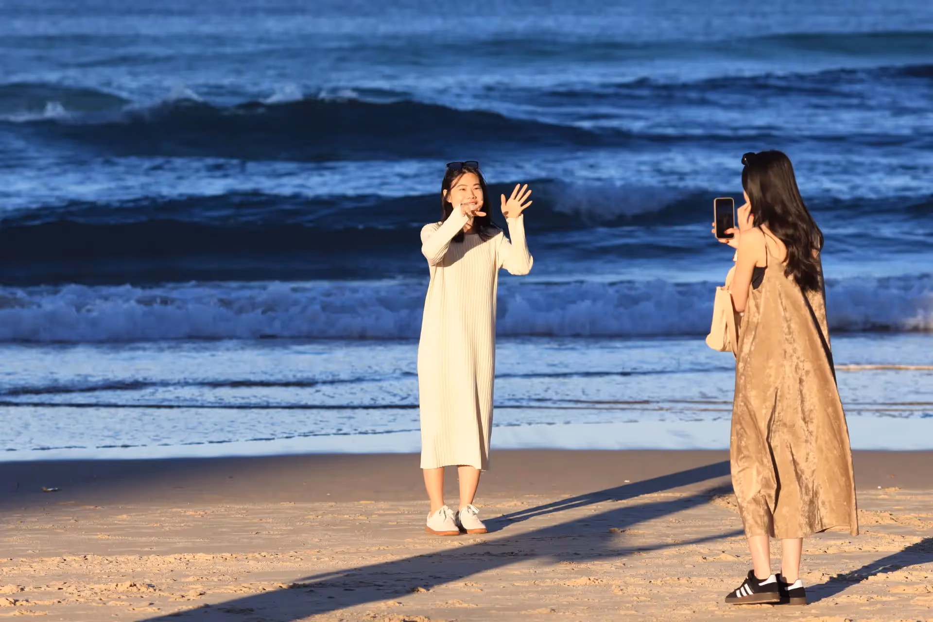 Surfers Paradise beach taking photos