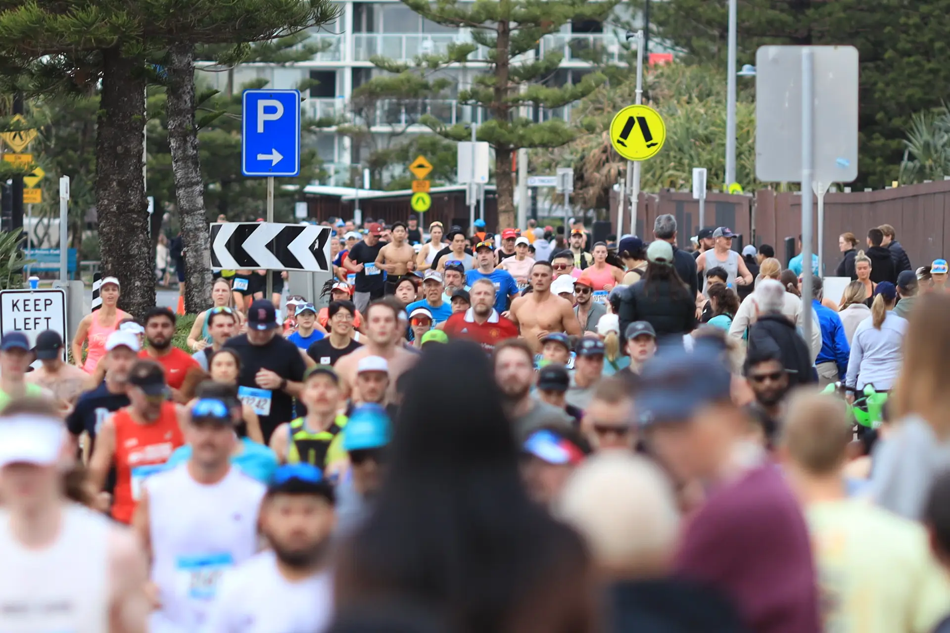 Goldcoast marathon Surfers Paradise Photographer Robert Luxford