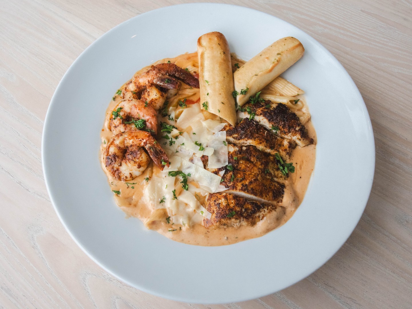 Blackened chicken and shrimp pasta at Café in the Park
