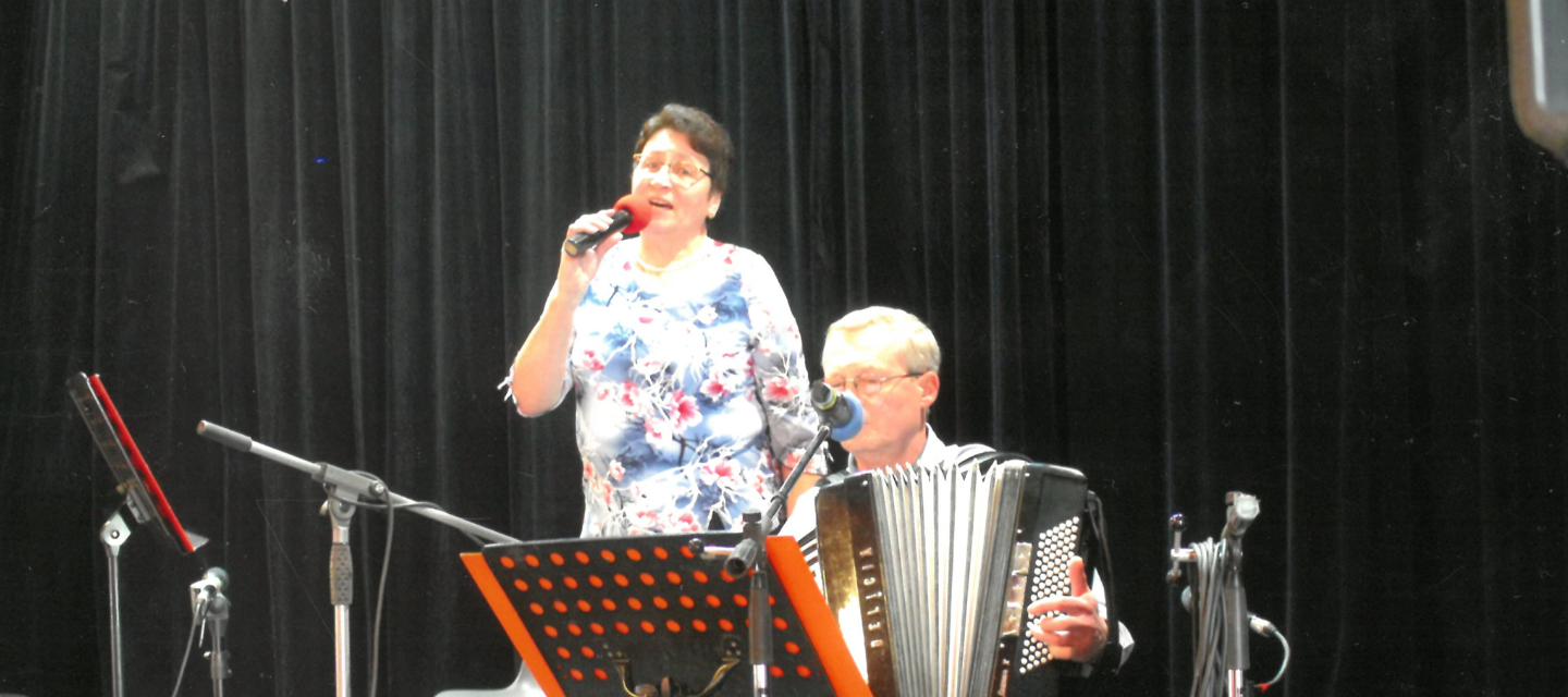 Posezení s písničkou