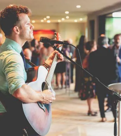 Dylan Galvin, guitarist live music for hire