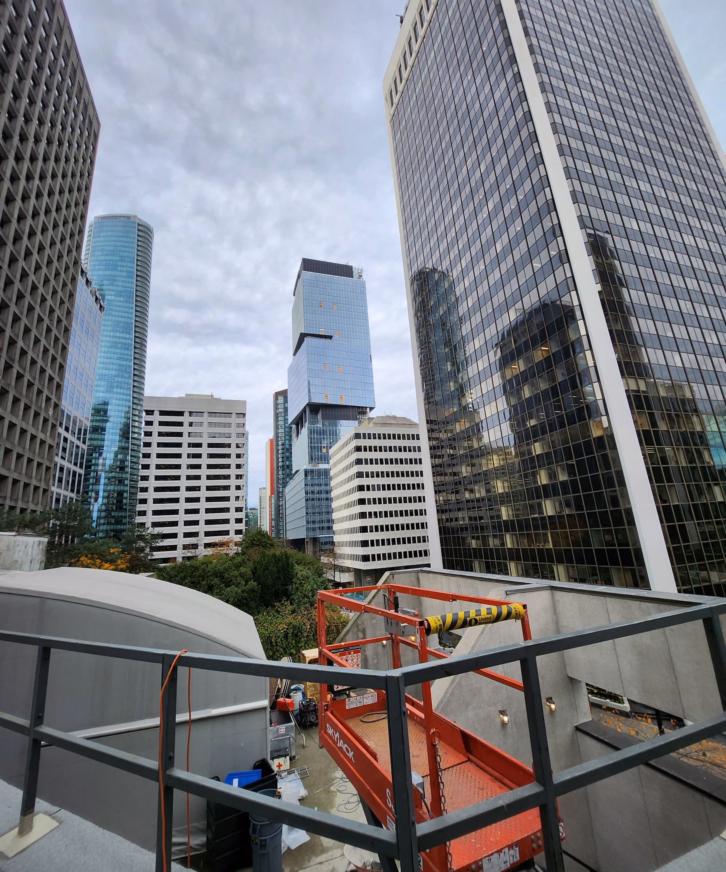 Hyatt Regency hotel roof work, downtown Vancouver