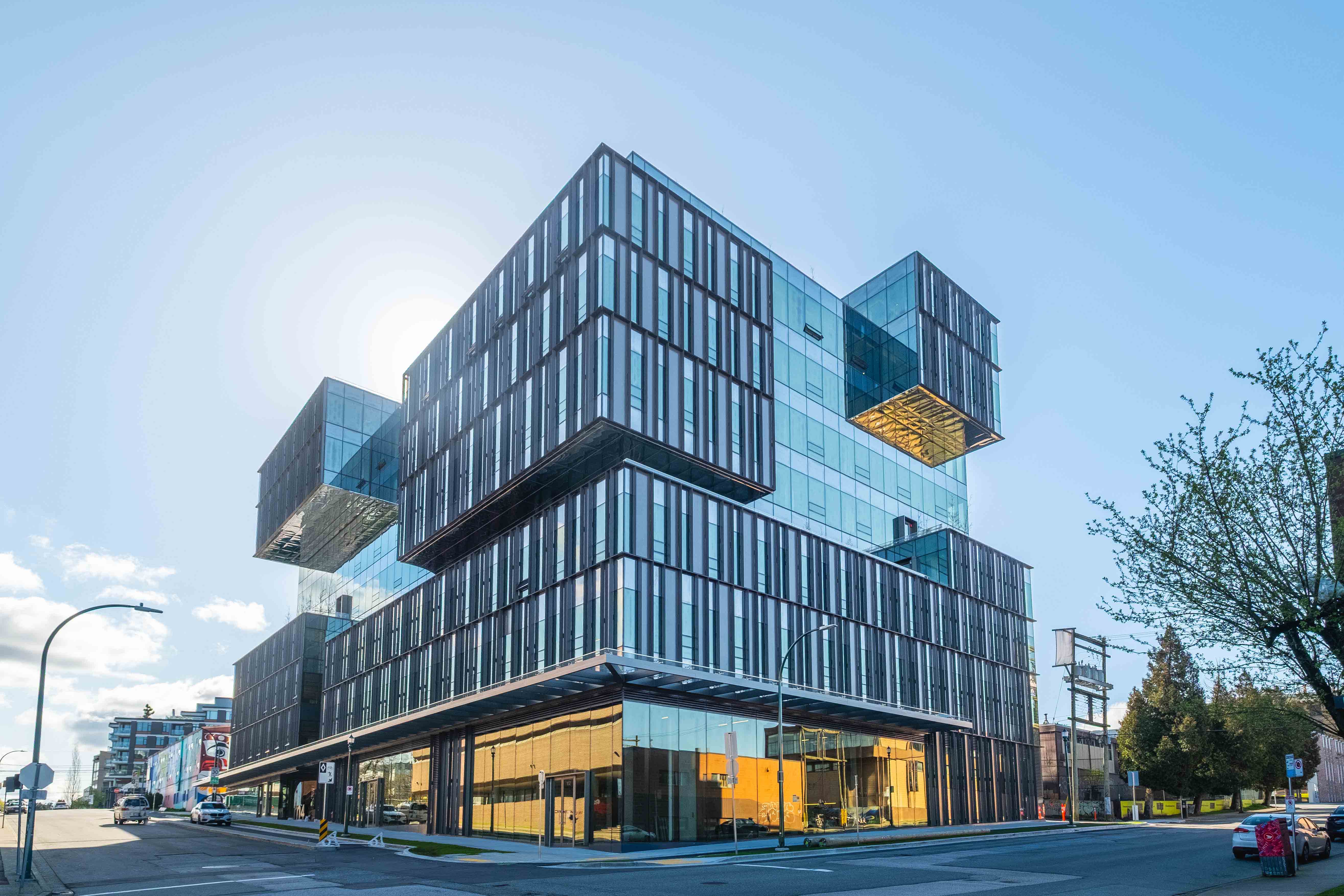 M4 at Main Alley | 110 E 5th Avenue