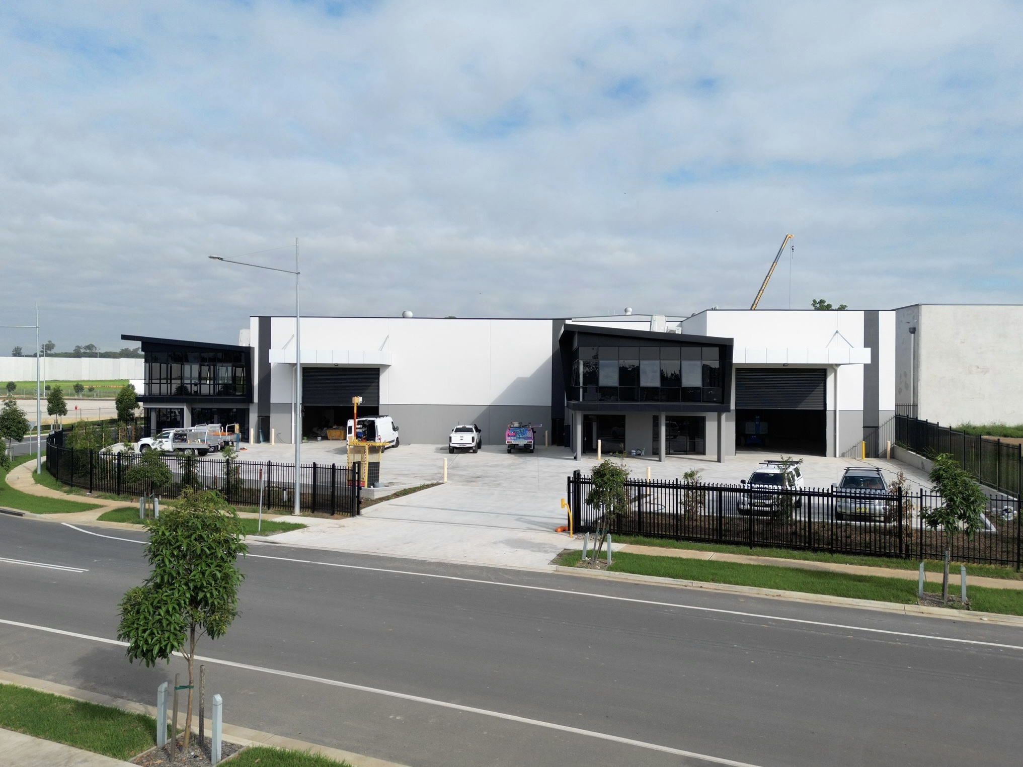 Image depicting the construction of a Warehouse development in Oran Park, Sydney.
