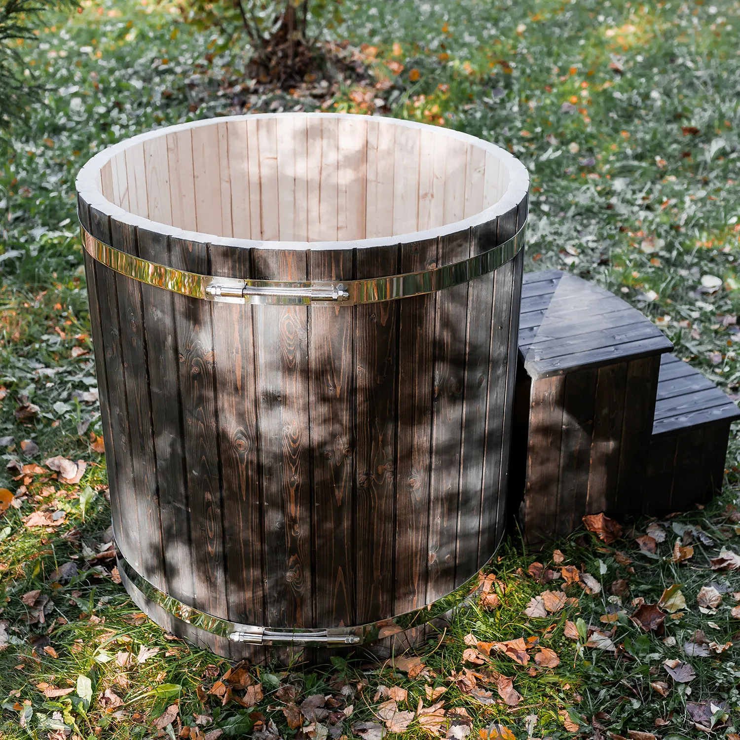 cold plunge pool wooden