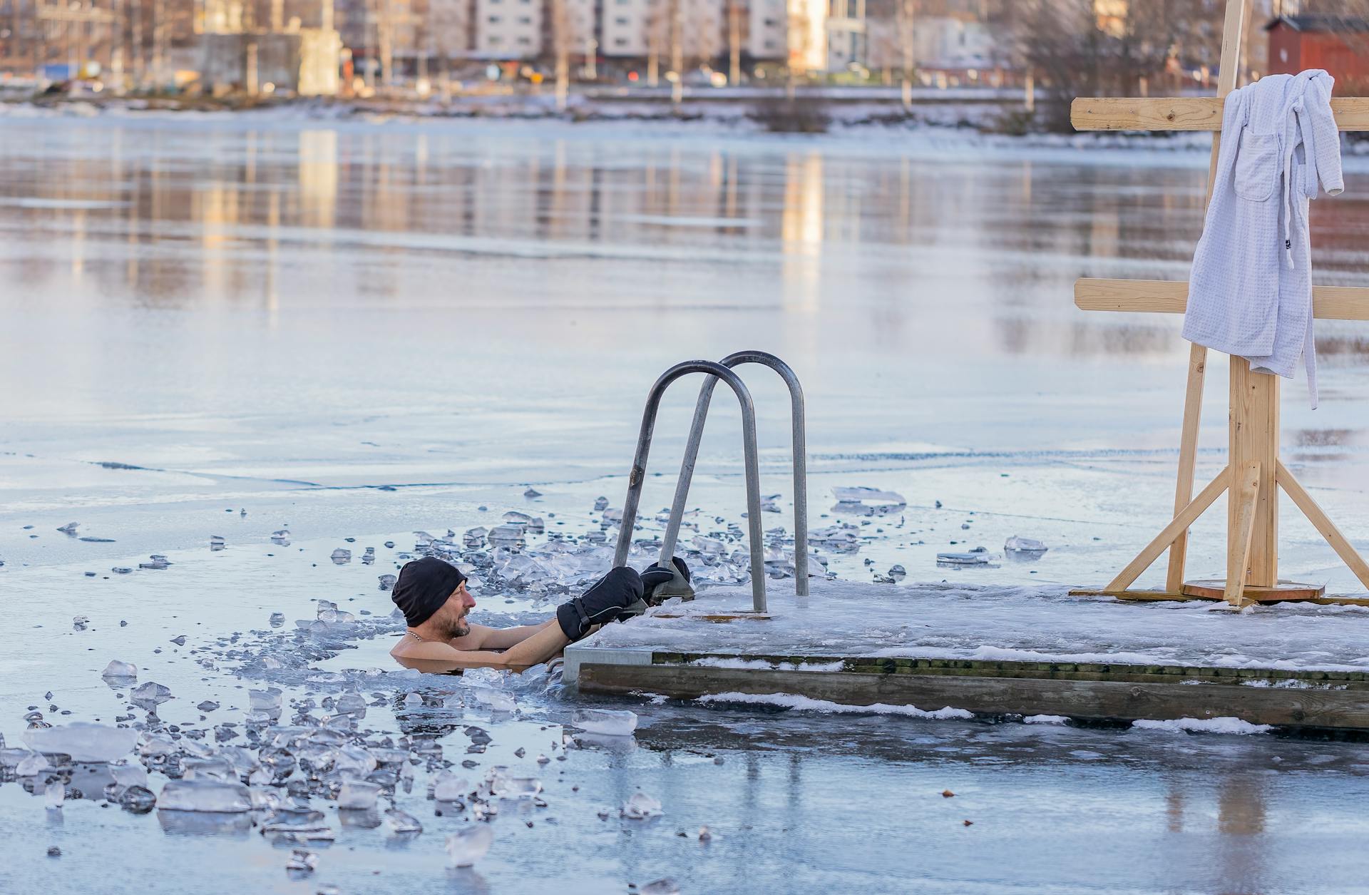 Cold plungle in river