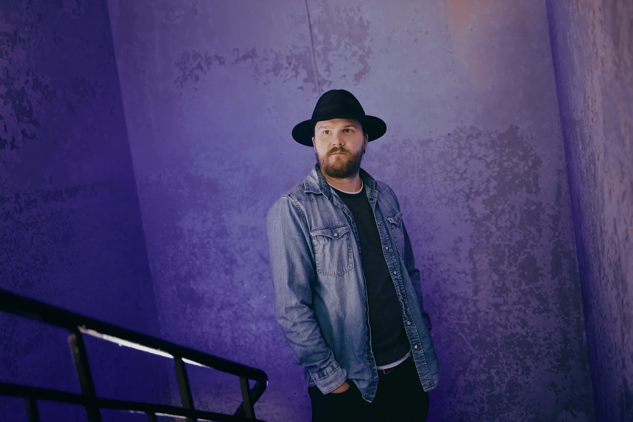 Teemu Saarinen, ohjaaja, kuvaaja ja leikkaaja.