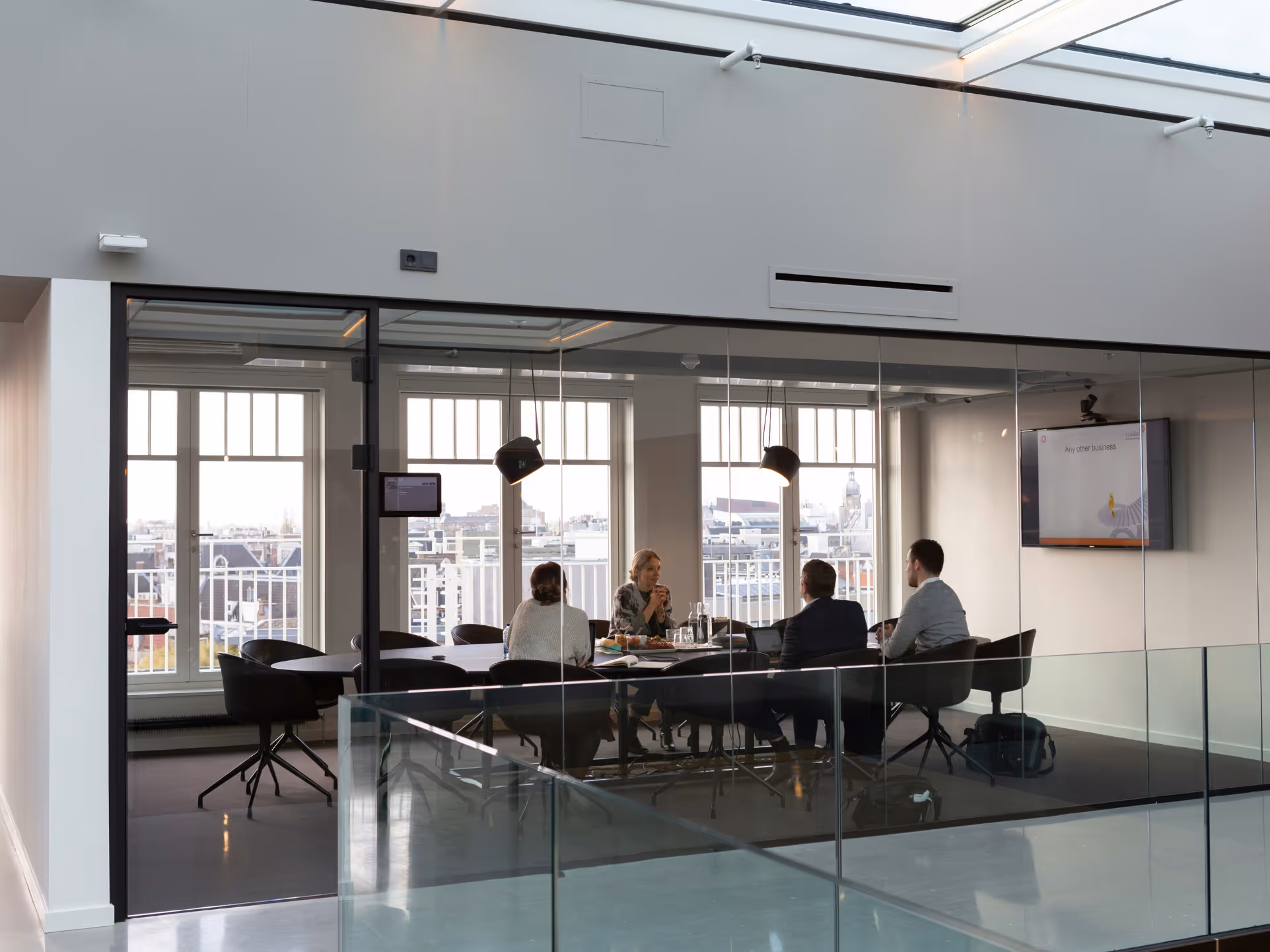 integrated facility services advantages 