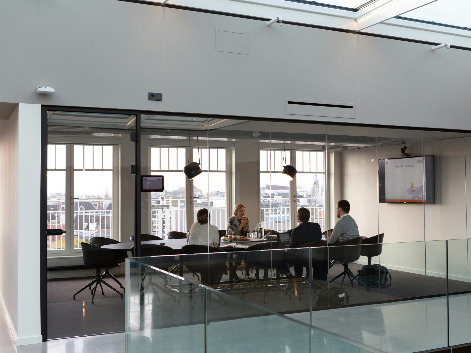 integrated facility services advantages 