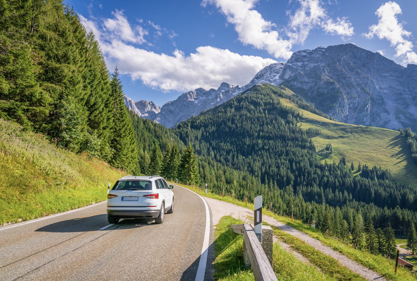 Livraison voiture Allemagne. Source : Adobe Stock Photos