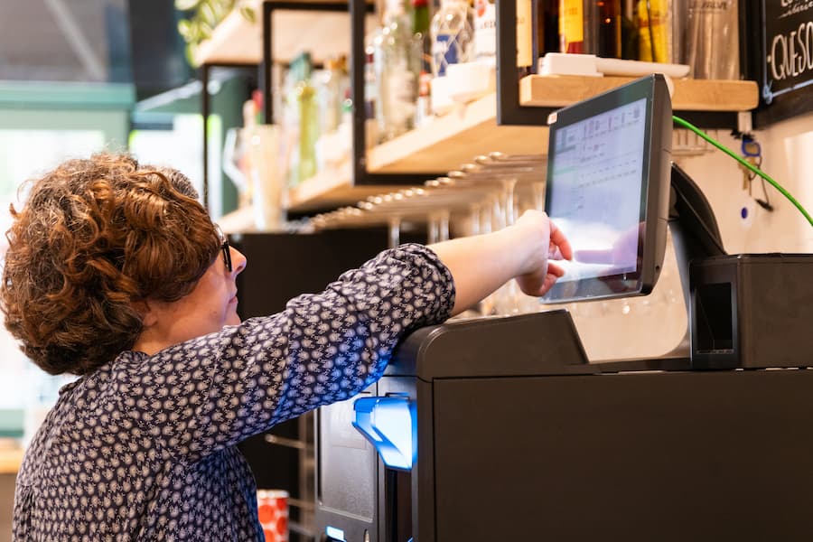 Cashlogy para gestionar el efectivo en hostelería