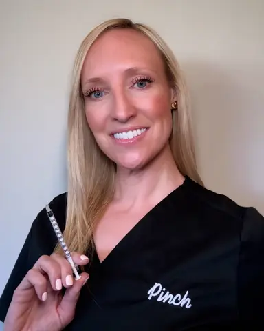 Hi, I'm Rhea! I’m a board certified Family Nurse Practitioner with a passion for helping people feel more confident and beautiful in the skin they’re in. 🤍 I s
