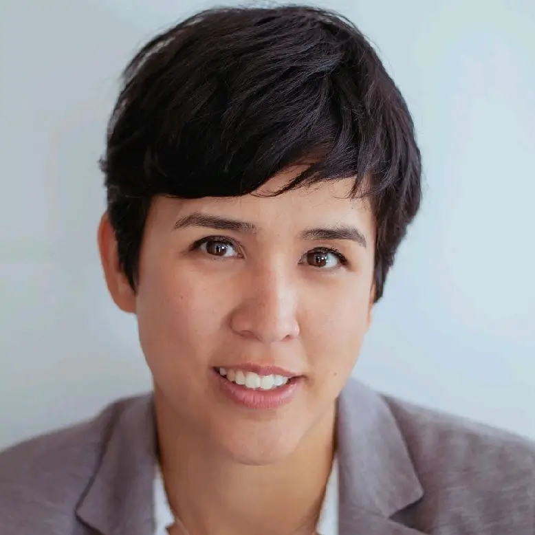 Photo d'Alexandra Mariez de l'agence de conseil en relation presse et média " CP Conseil".