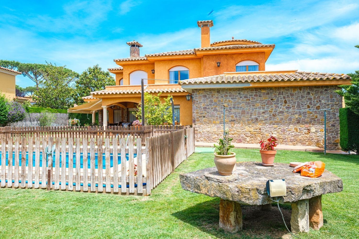Property Gallery Main Image