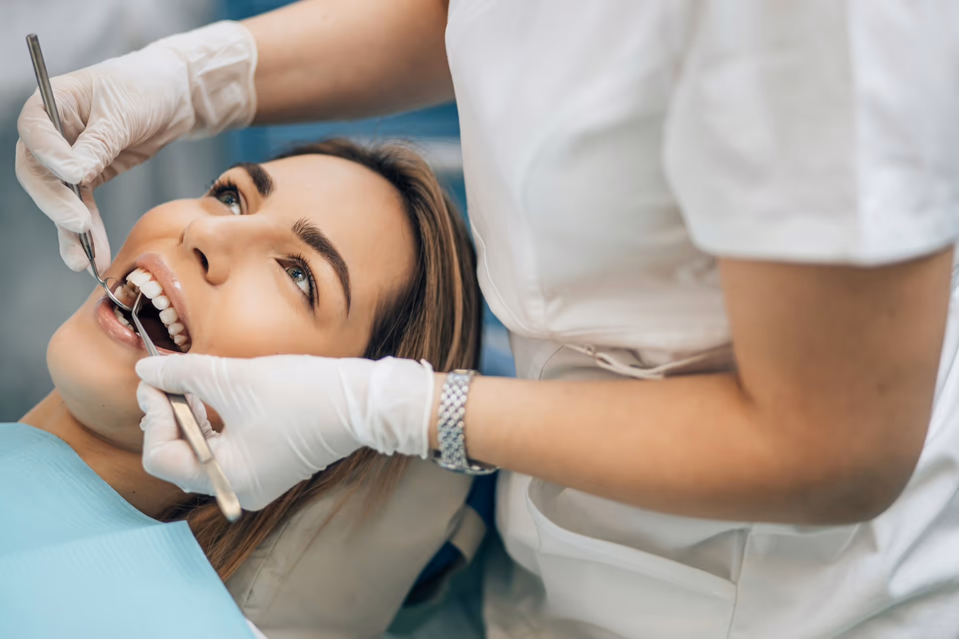 How Professional Fluoride Treatments Strengthen Weak Teeth