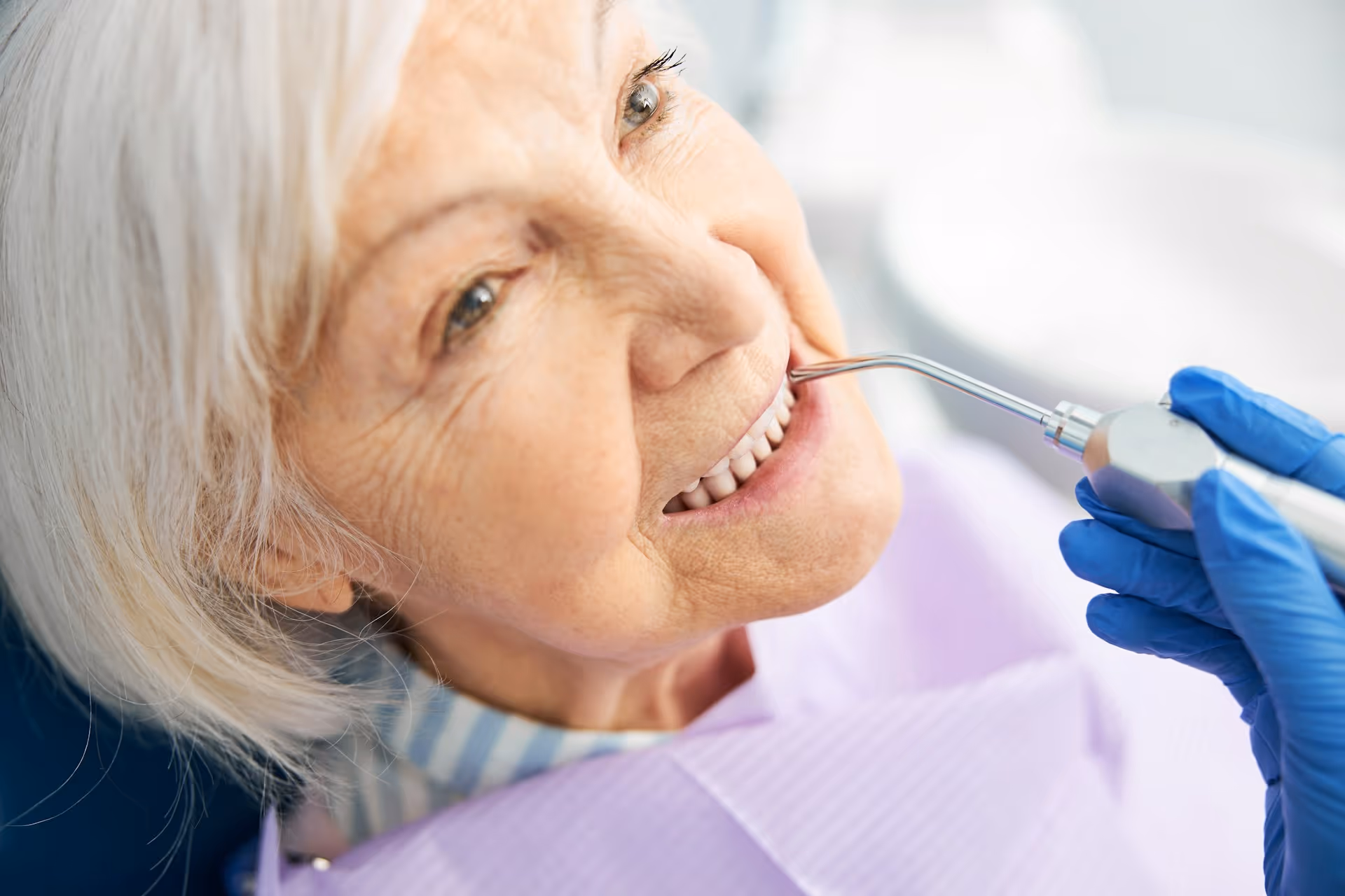 How to Know When It's Time for Denture Replacement