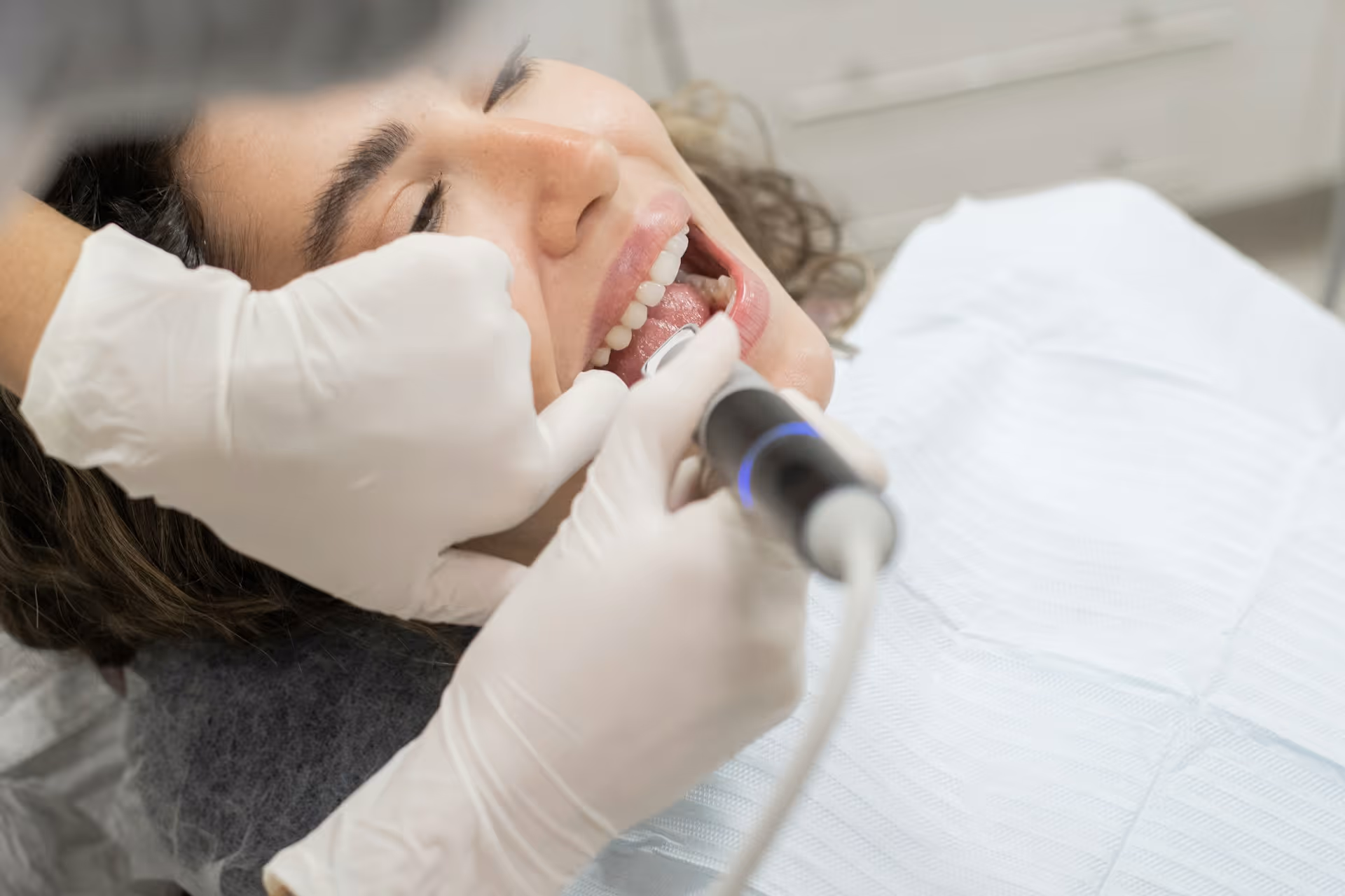 Year-Round Preventive Dentistry Habits That Save Your Teeth