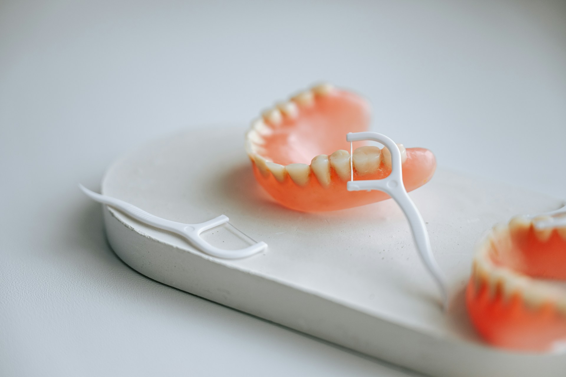 Getting Dentures Replaced Without the Drama