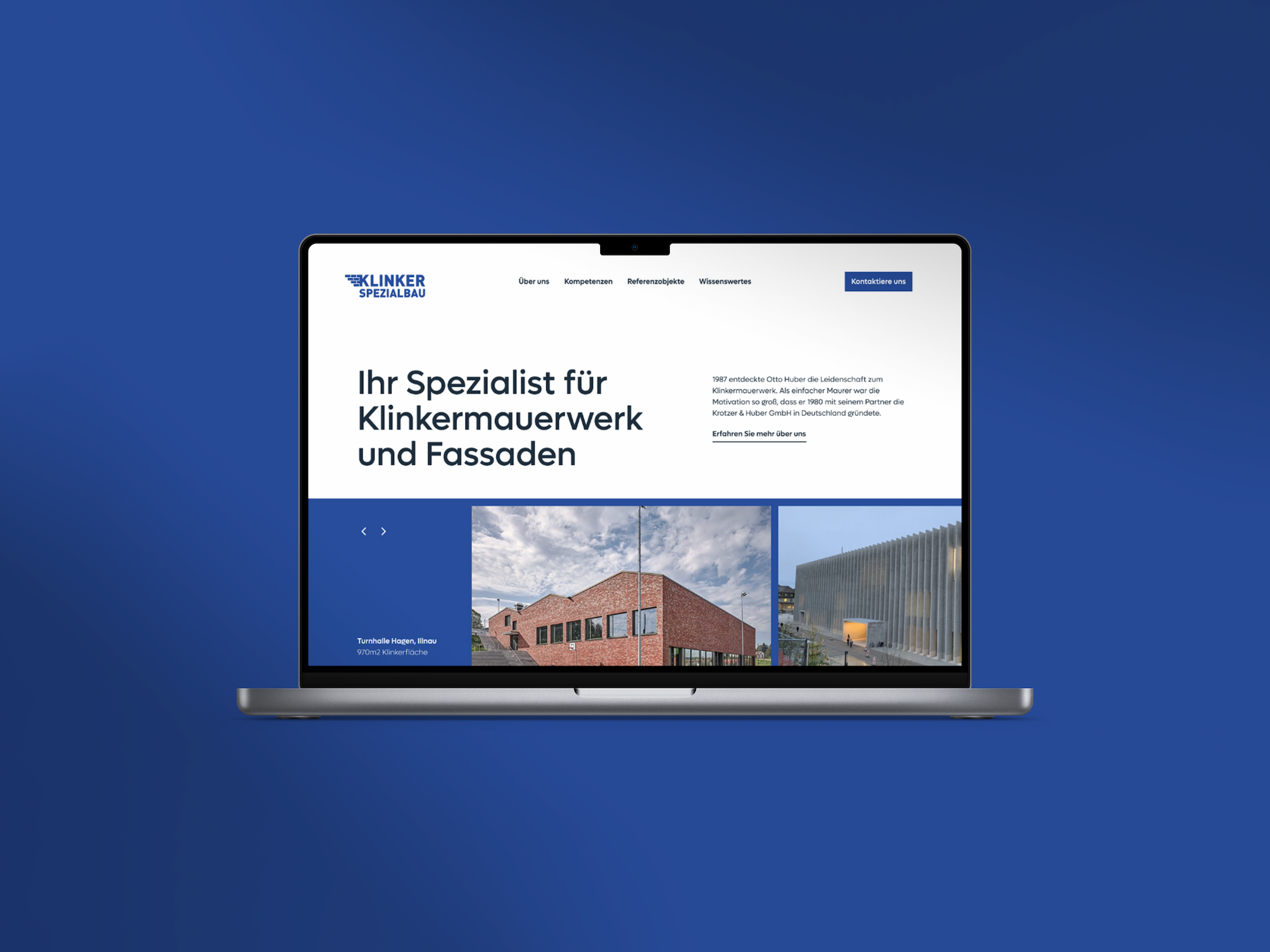 Startseite der Klinker Spezialbau Webseite auf einem Laptop dargestellt