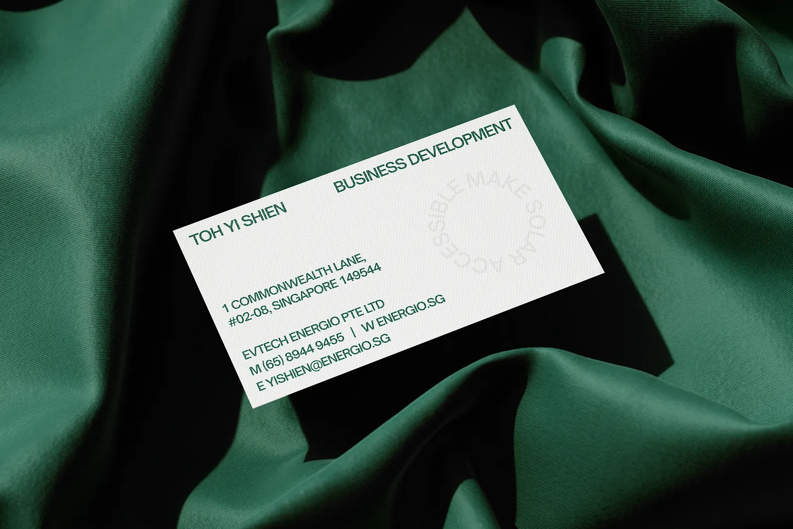 Energio’s business cards mockup (2/2)