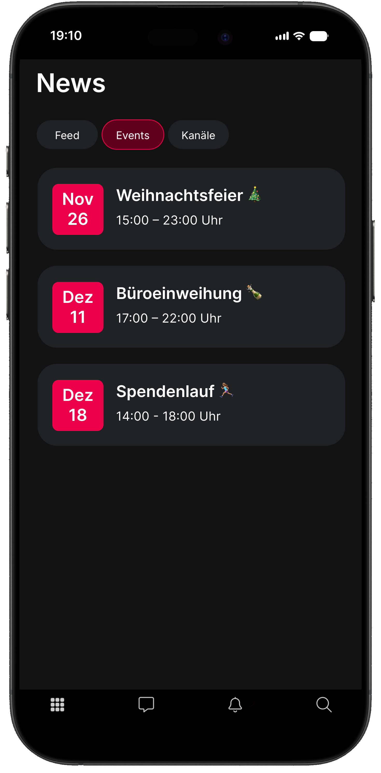 Smartphone-Bildschirm mit einer News-App, die die Registerkarte Ereignisse zeigt: Weihnachtsfeier am 26. Nov von 15:00 bis 23:00 Uhr, Büroeinweihung am 11. Dez von 17:00 bis 22:00 Uhr, Spendenlauf am 18. Dez von 14:00 bis 18:00 Uhr.