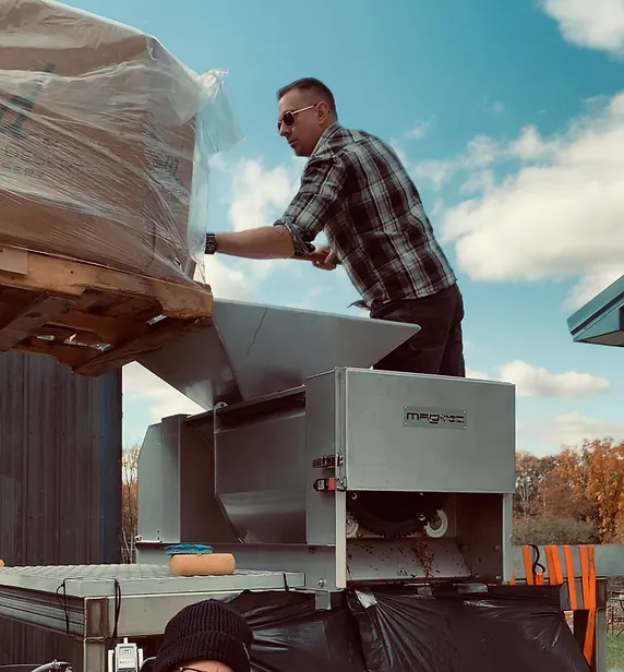 De-Stemming Grapes Cellar Beast