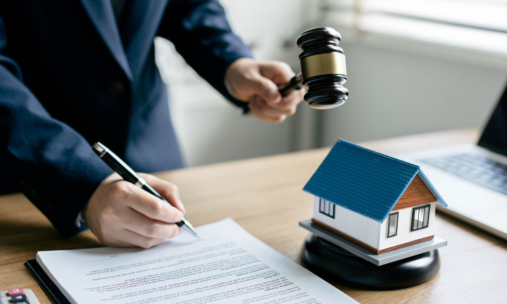 Real Estate Auctions Explained: How Investors Find Profitable Properties for Auction