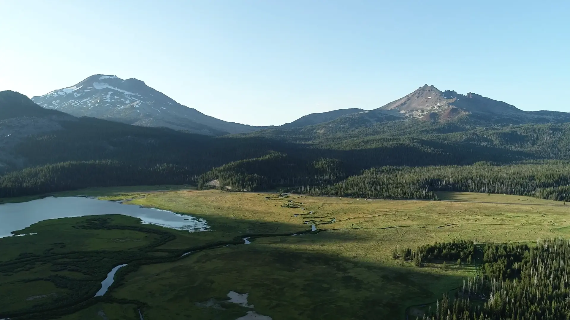 Aerial view of the Cascade mountains outside Bend, Oregon