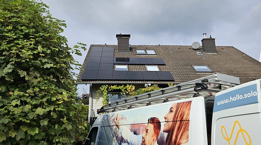Photovoltaik Anbieter Düsseldorf 2025 – Erfolgreich installiertes Solaranlagen-Projekt auf Einfamilienhaus