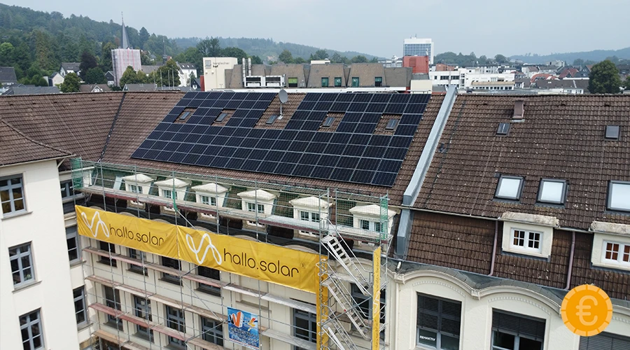 Vergleich Photovoltaikanlage Preise Freiburg 2025 – kleine Anlage für Einfamilienhaus vs große Anlage für Gewerbebetrieb