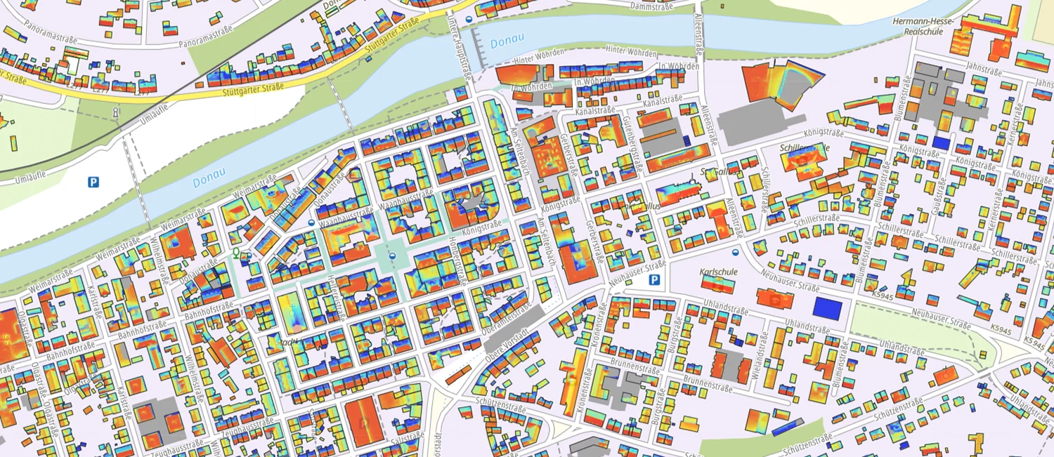 Kartenausschnitt aus dem Energieatlas Baden-Württemberg mit dem Solarpotenzial der Dächer in Tuttlingen. 