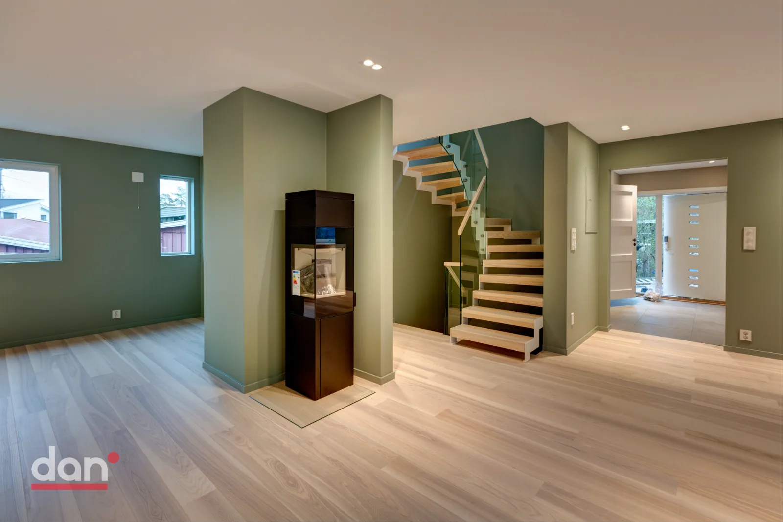 Totalrenovering etter – Stue med peis · Undelstadveien, Vakås