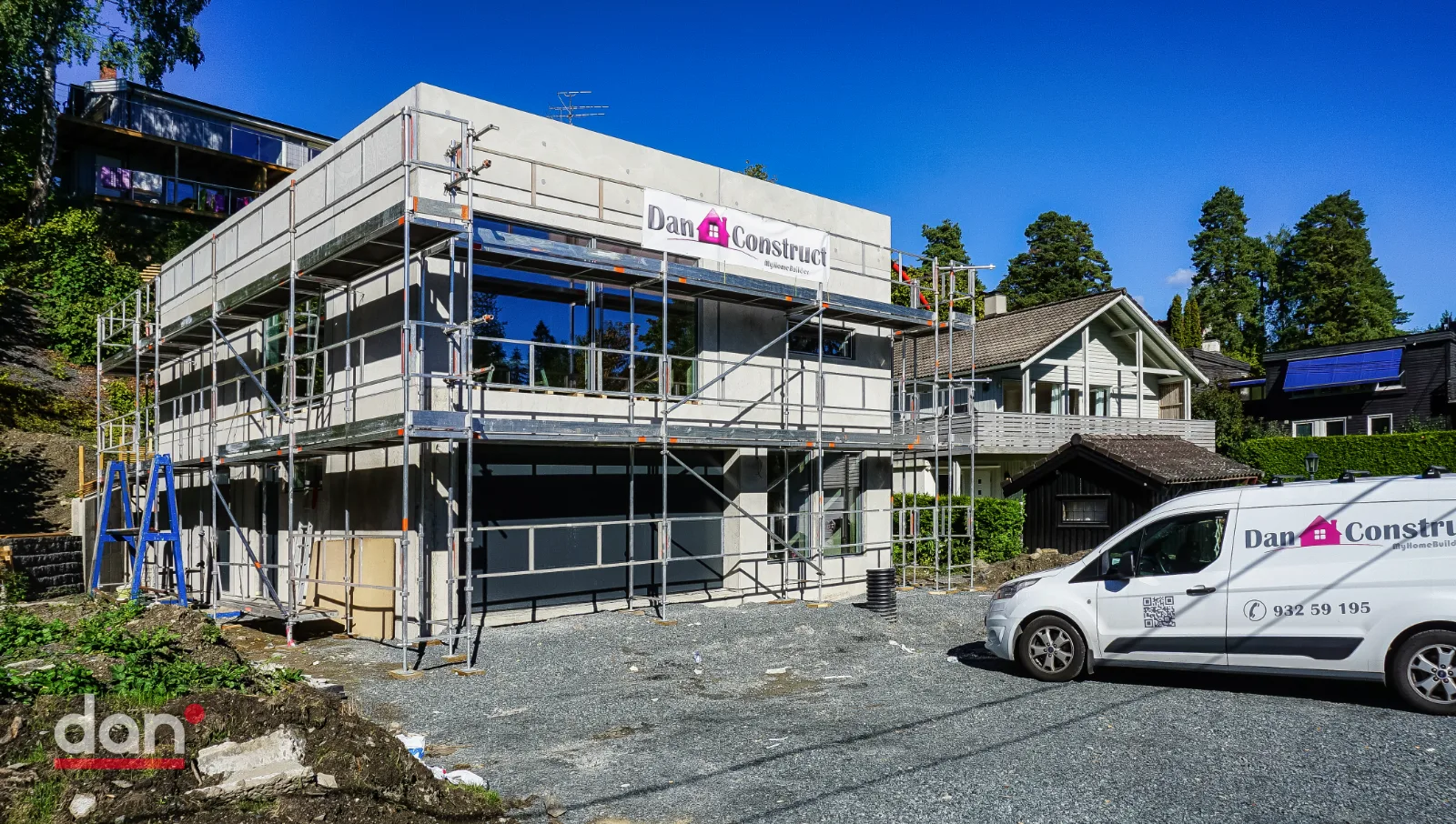Fasade under arbeid – Ny enebolig · Kyrres vei, Stabekk