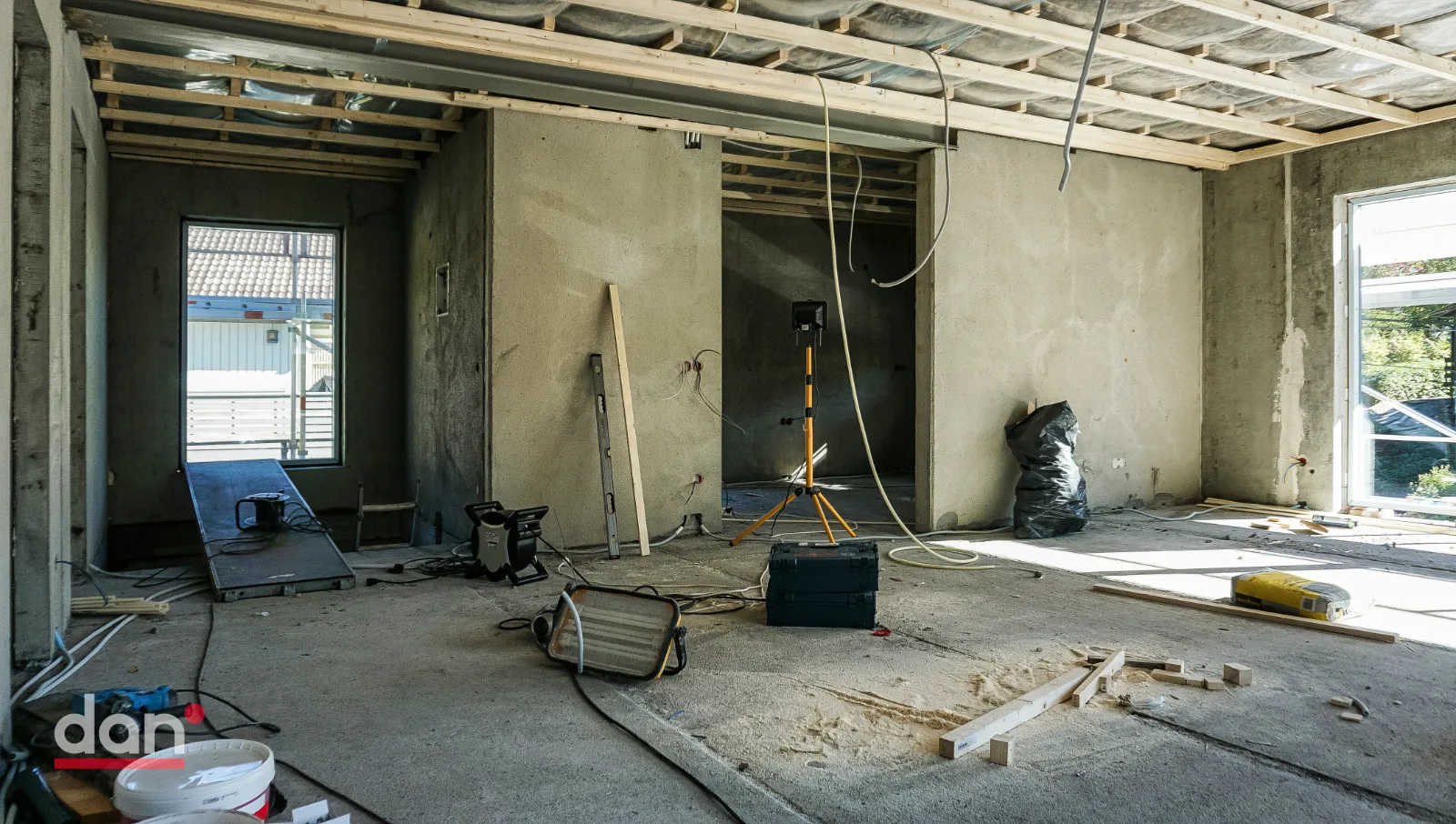 Rom i ny enebolig i Kyrres vei på Stabekk med betonggulv under bygging