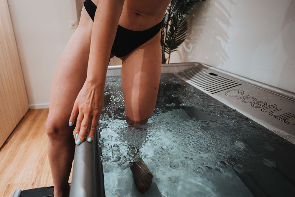 Ice Bath vs Cold Shower: Which Works Better?